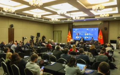 Сиљановска-Давкова од Подгорица: Време е за стратешки чекор на ЕУ кон Западниот Балкан