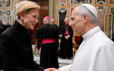 Папата Лав домаќин на холивудски ѕвезди во Ватикан