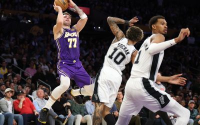 Лејкерси го добија дербито против Сан Антонио без Леброн Џејмс и Остин Ривс