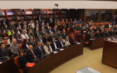 Мајките од Кочани го повикаа и Мицкоски на одговорност