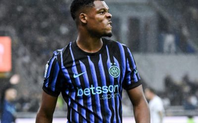 Дензел Дамфрис опериран во Лондон, ќе паузира три месеци