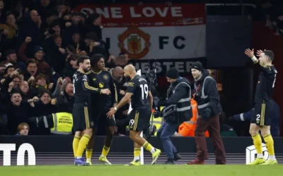 Манчестер јунајтед по победата во дербито со Сити, го победи и водечкиот Арсенал