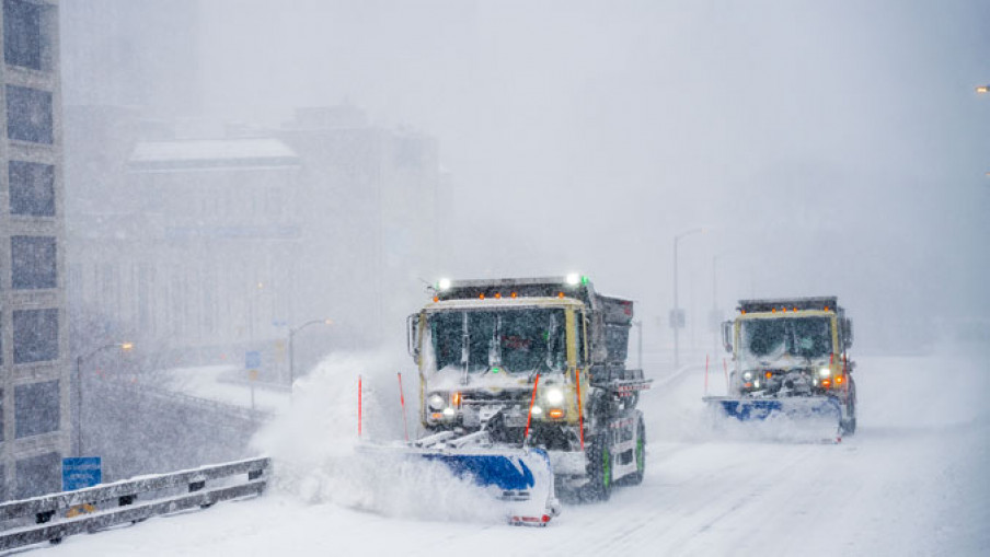 Ледената бура одзеде најмалку 18 животи низСАД