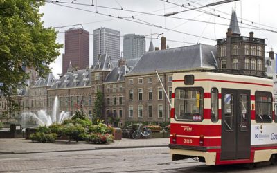 Холандија доби нова малцинска влада