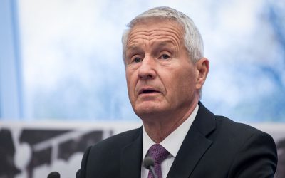 Норвешката полиција го истражува поранешниот премиер Јагланд за врските со Епштајн