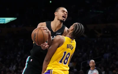 Сан Антонио ги победи Лејкерс со доминација на Вембенјама