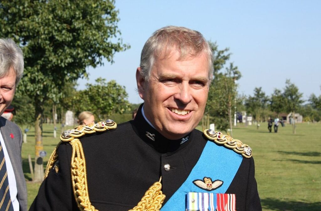 Британската Монархија во огромна криза по апсењето на поранешниот Принц Ендру