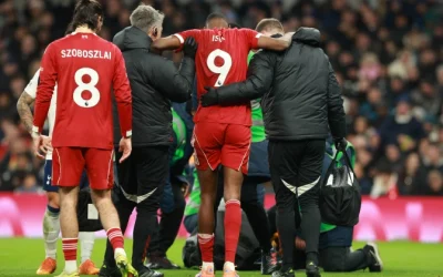 Центарфорот на Ливерпул Александар Исак набргу се враќа во тимот од повредата