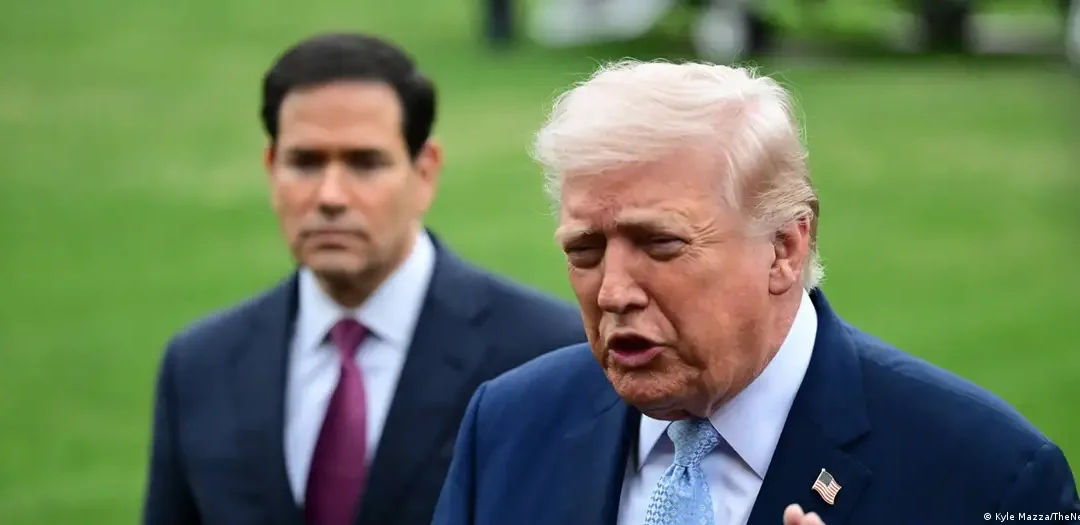 Трамп најави смален интензитет на војната со Иран