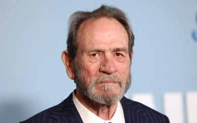 Оскаровецот Томи Ли Џонс се приклучи на кастот на серијата „Lowdown“