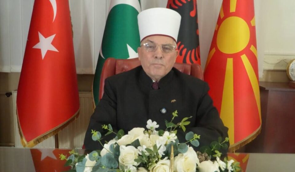 Муслиманските верници го слават Рамазан Бајрам