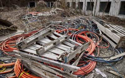 Поднесено обвинение против три лица за кражба на кабли од кругот на „Железара“