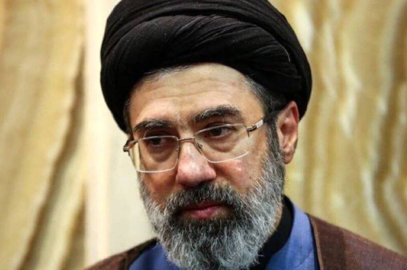 Моџтаба Хамнеи, син на убиениот Али Хамнеи е избран за нов ајатолах на Иран