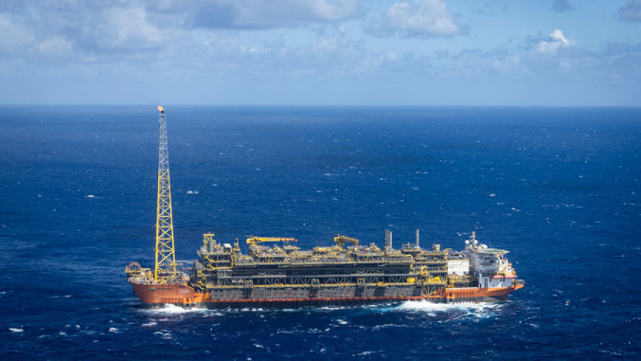 Цените на нафтата растат по обраќањето на Трамп до Американците