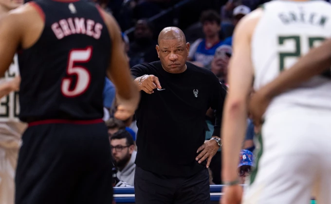 Дик Риверс си замина од клупата на Милвоки, откако тимот не се пласираше во Плеј офот