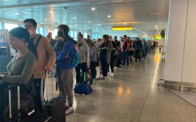 Откажување на летови поради кризата со керозин