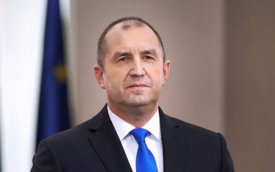 Радев фаворит на утрешните парламентарни избори во Бугарија, односот кон Македонија нема да се менува  