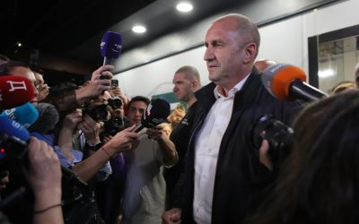 Румен Радев убедлив победник на изборите во Бугарија