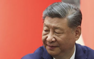 Блумберг: Си го надмудрува Вашингтон и го зацврстува сојузот со Москва