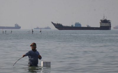 Америка денеска почнува со извлекување на бродовите од Ормутскиот теснец