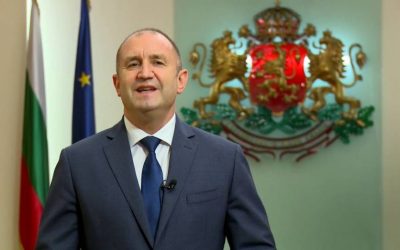 Радев официјално ја презеде власта во Бугарија