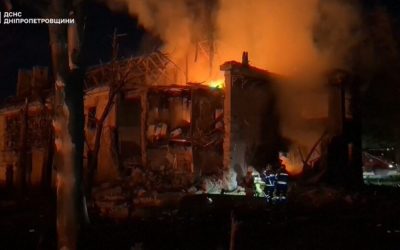 13 загинати и голем број повредени во руски воздушен напад врз Украина