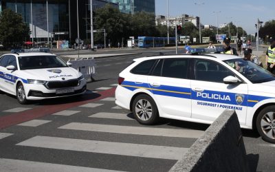Во училиште во Загреб: Ученик со нож избодел друг ученик и жена