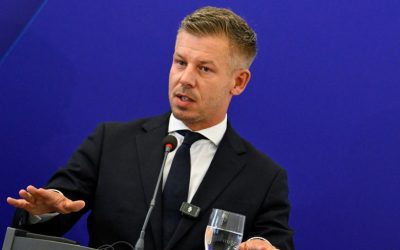 Унгарскиот парламент едногласно му го укина имунитетот на Петар Маѓар