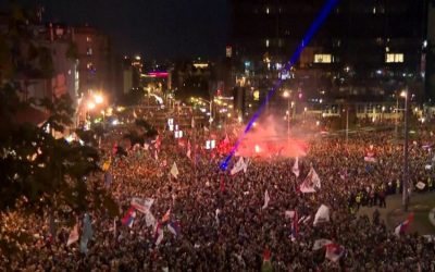 150 илјади луѓе присуствуваа на завршниот митинг на студентите, од денеска почна изборнот молк во Србија
